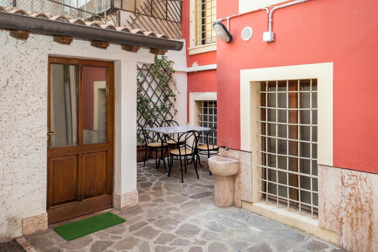 Апартаменты Flats4Rent Casa Di Tea Верона Экстерьер фото
